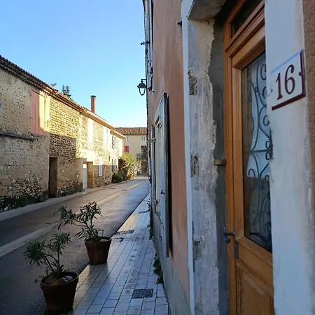 Holiday home La Maison De Mon Grand-pere Domazan